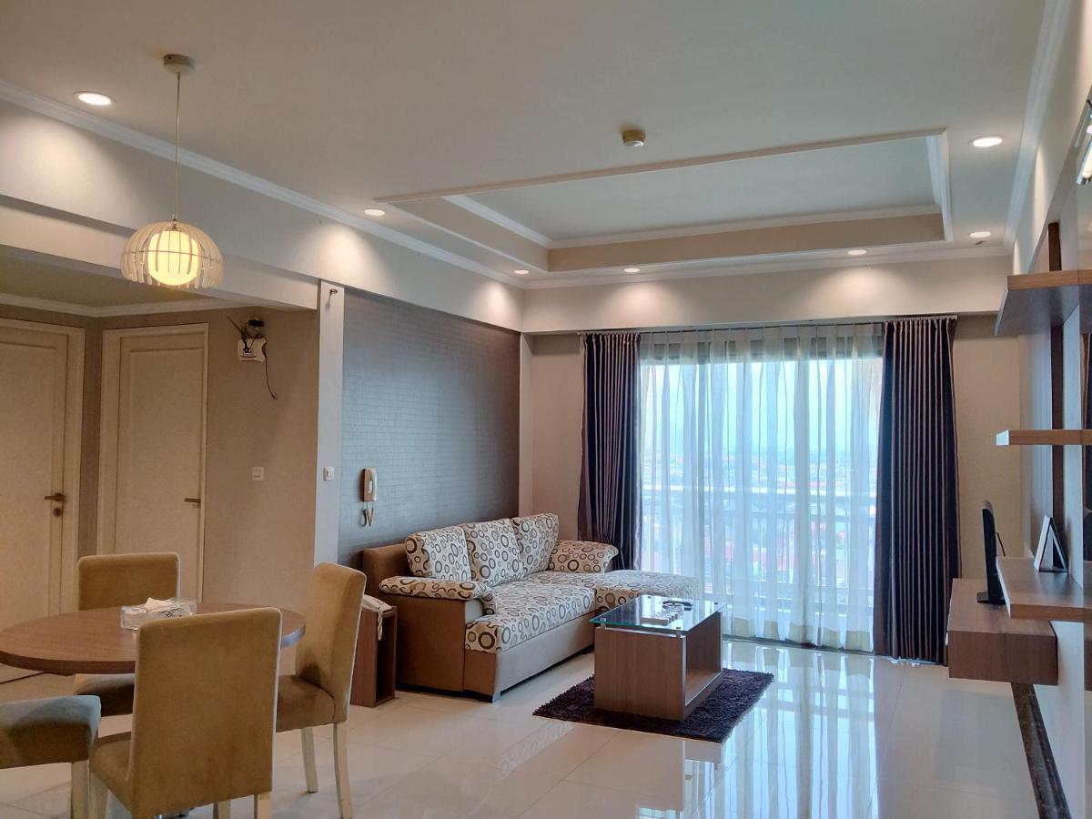 Apartemen Puncak Marina Сурабая Екстериор снимка