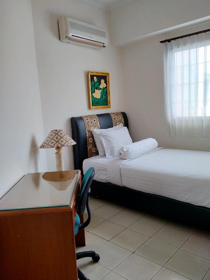 Apartemen Puncak Marina Сурабая Екстериор снимка