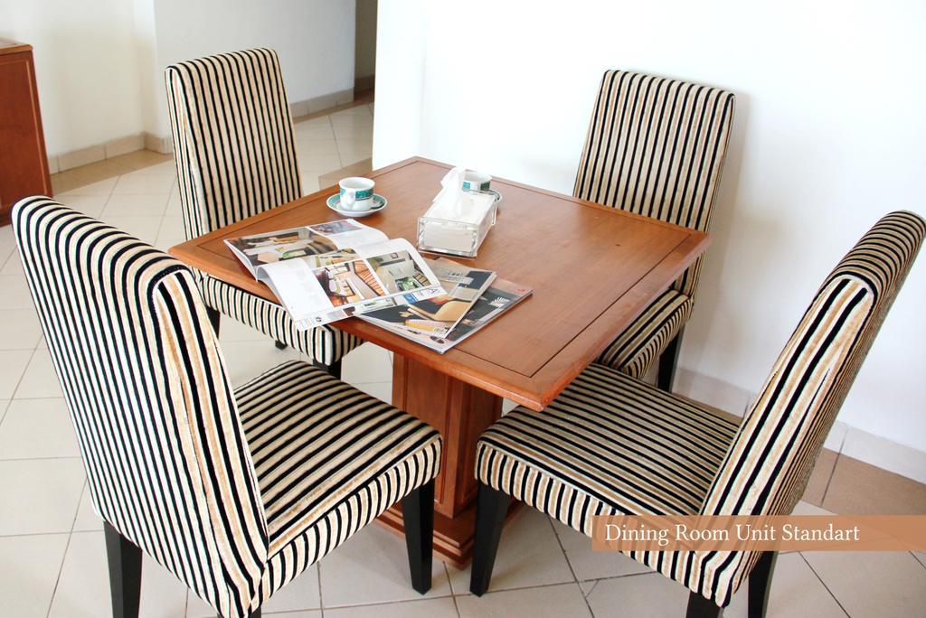 Apartemen Puncak Marina Сурабая Екстериор снимка
