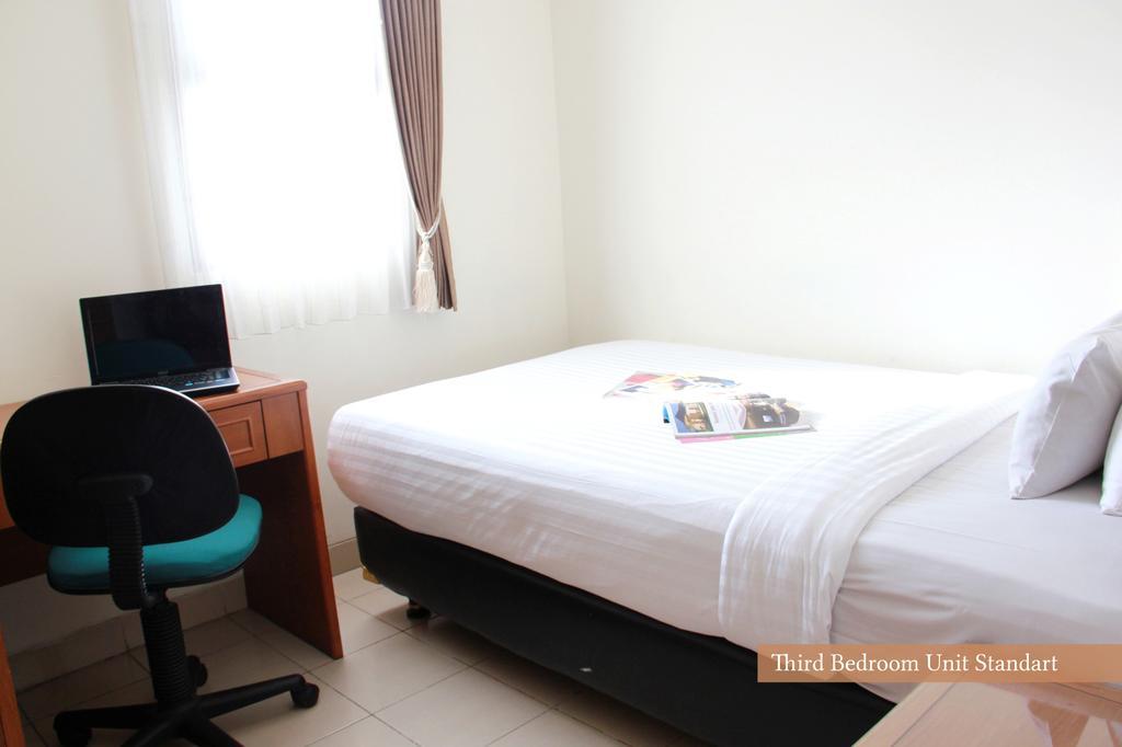 Apartemen Puncak Marina Сурабая Екстериор снимка
