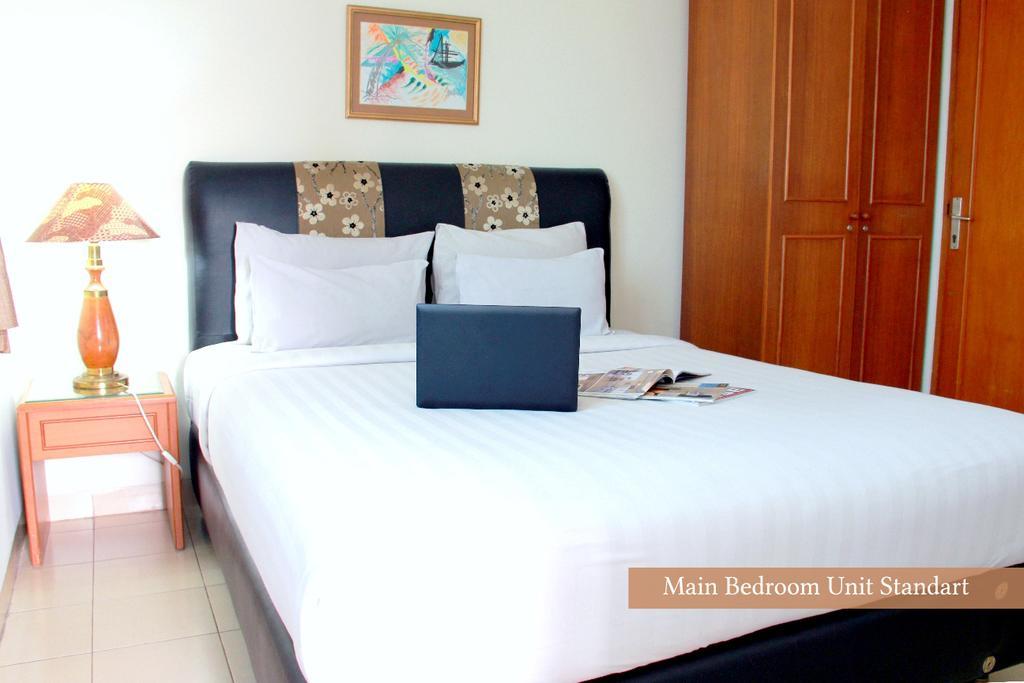 Apartemen Puncak Marina Сурабая Екстериор снимка