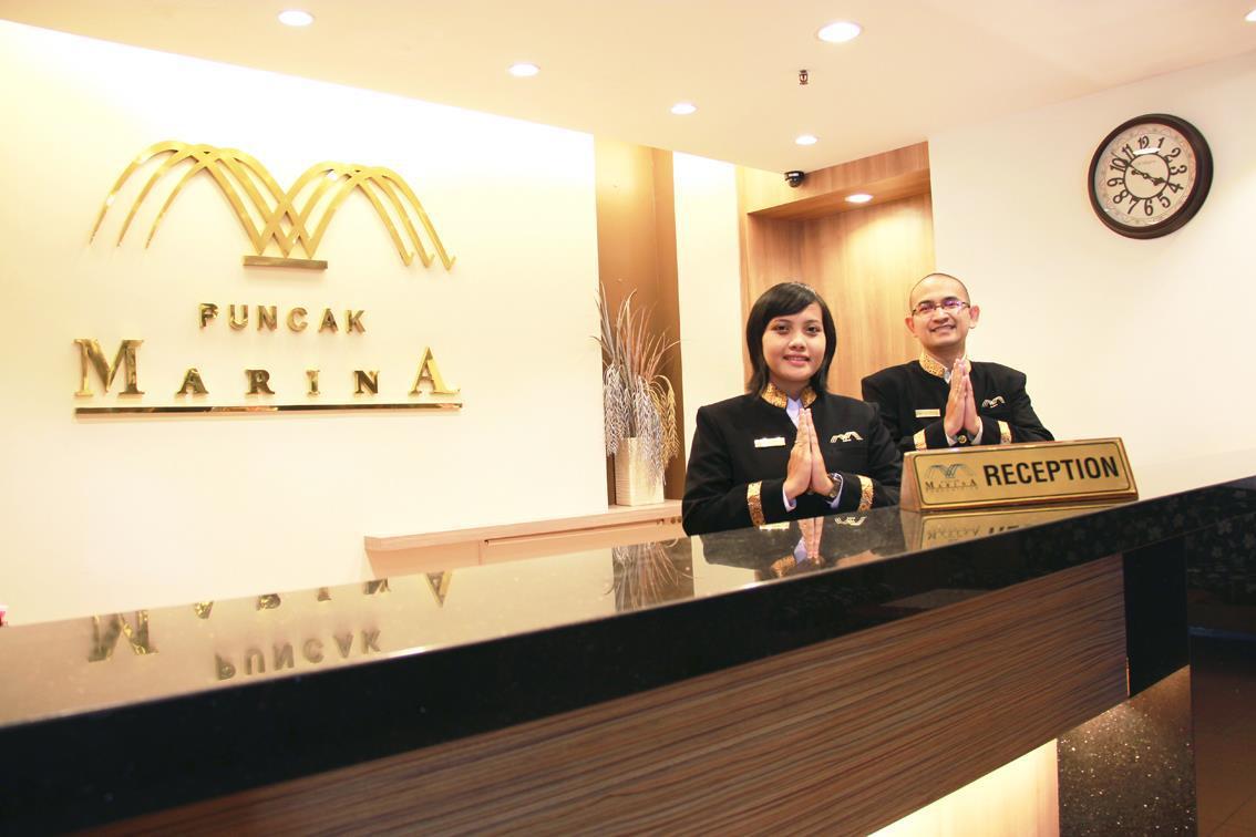 Apartemen Puncak Marina Сурабая Екстериор снимка